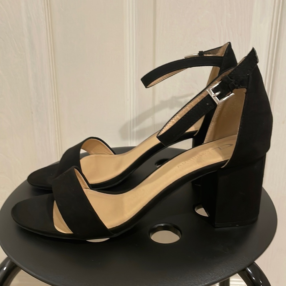 CL by Laundry Black Block Heel Ankle Strap Sandals
